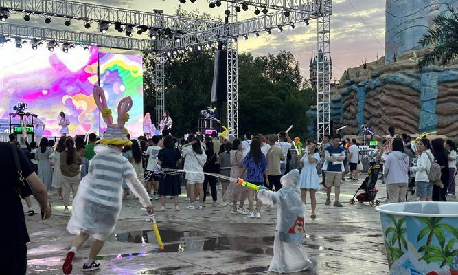 小狗夏夜的快乐时光（探索与休闲，）