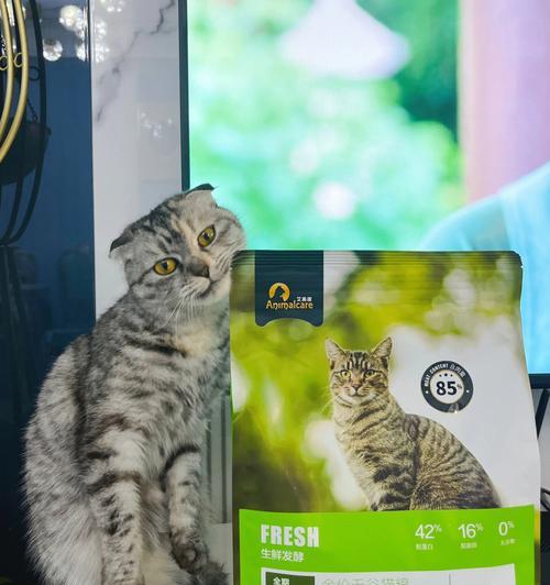 猫耳屎的臭味来源及其原因（解析猫耳屎为什么会发出刺鼻臭味的成因与解决方法）