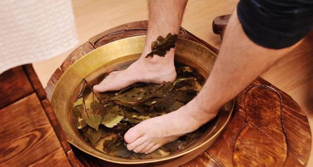 细小患者的洗澡时间安排（探讨细小患者适宜洗澡的时间及注意事项）